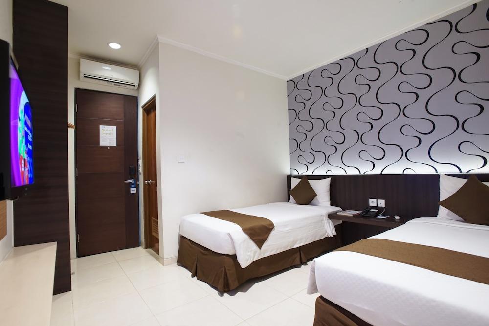 Hotel 88 Embong Kenongo - Kayun By Wh Surabaya Exterior photo