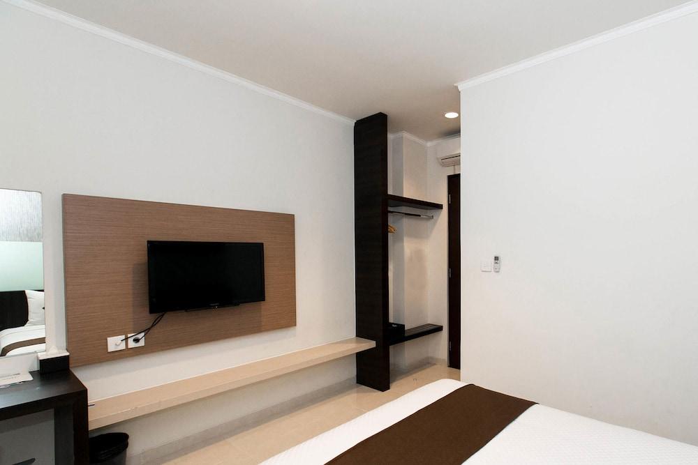 Hotel 88 Embong Kenongo - Kayun By Wh Surabaya Exterior photo